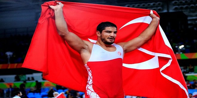 Survivor Sadin Bakır kimdir