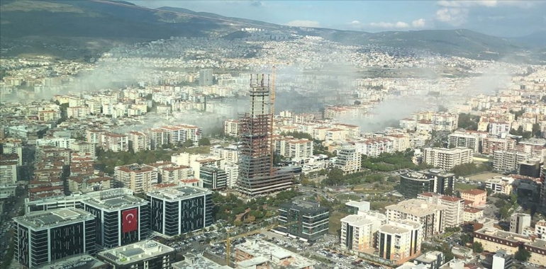 İzmir' de Olan Deprem Eğitimi Etkileyecek mi?