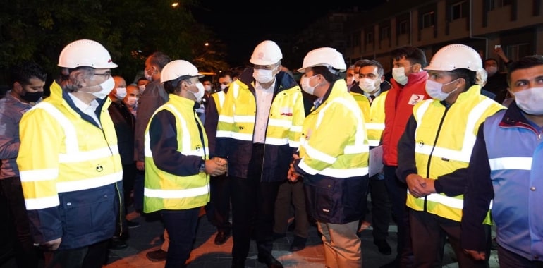 İzmir'de Depremden Dolayı Uzaktan Eğitime Devam Edilecek