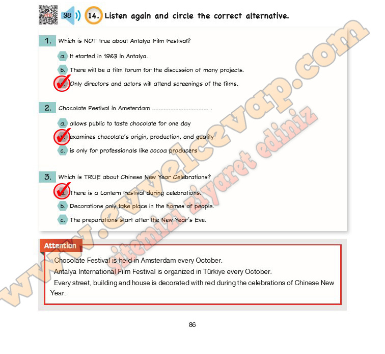 Listen again and circle the correct alternative.